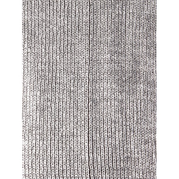 Scoop Women's Metallic Knit Scarf. Like New. - Picture 4 of 5